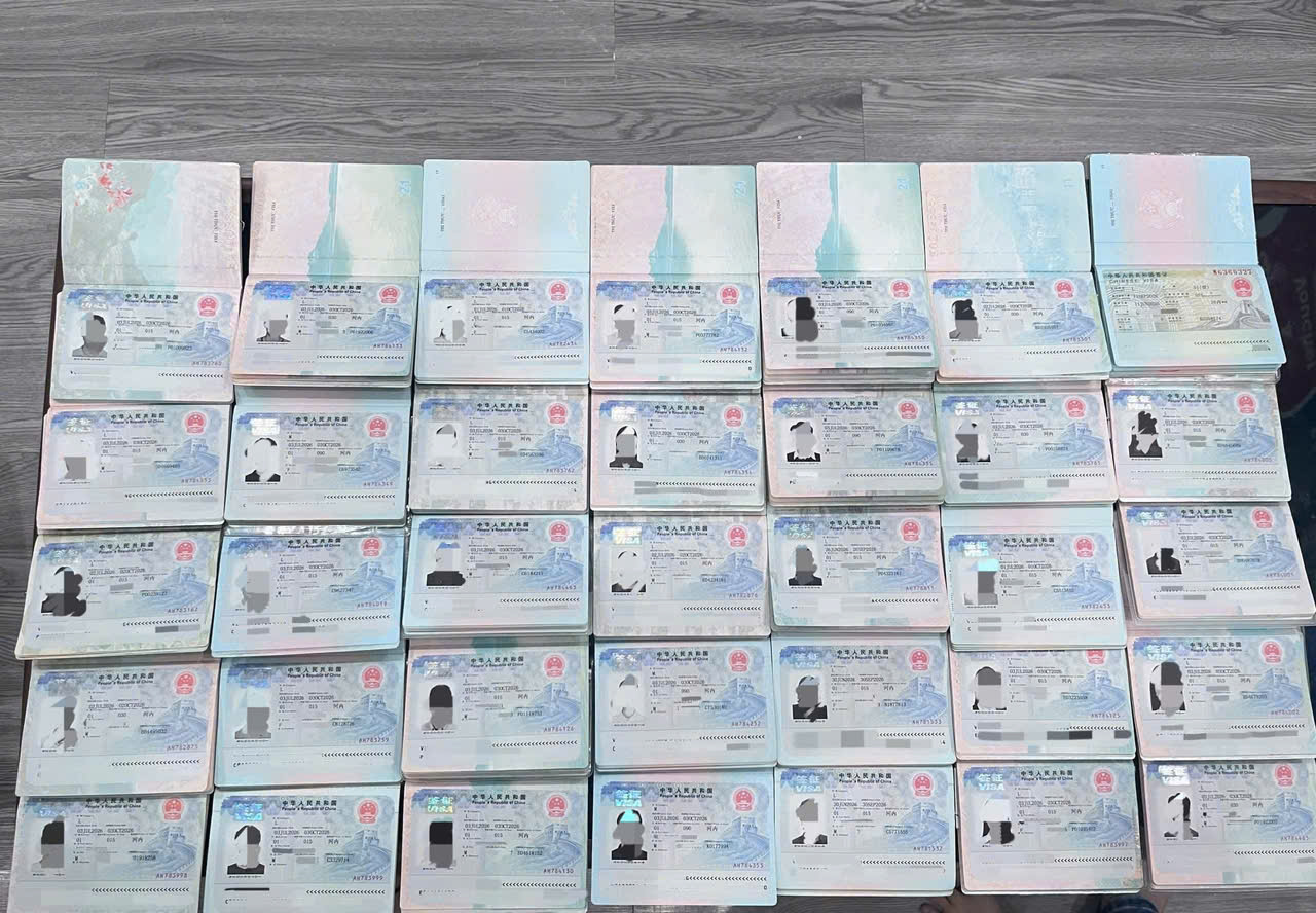 TRAO VISA THÀNH CÔNG CHO KHÁCH HÀNG – NGÀY 16/07

Chúc mừng khách hàng đã chính thức nhận visa trong ngày 16/07. Đây là thành quả của quá trình chuẩn bị hồ sơ đầy đủ, chính xác và được hỗ trợ tận tình.

CÔNG TY TNHH VISA IMIGRATION luôn đồng hành cùng khách hàng trong các dịch vụ visa Trung Quốc, visa thăm thân, visa đoàn tụ, hồ sơ xuất nhập cảnh và tư vấn thủ tục pháp lý. Chúng tôi cam kết hỗ trợ nhanh chóng, minh bạch và tối ưu tỷ lệ thành công.

📞 Liên hệ ngay để được tư vấn hồ sơ miễn phí và đồng hành trên hành trình của bạn.

#VisaTrungQuoc #VisaThamThan #VisaDoanTu #VisaImmigration #DichVuVisa #XuatNhapCanh #VisaThanhCong